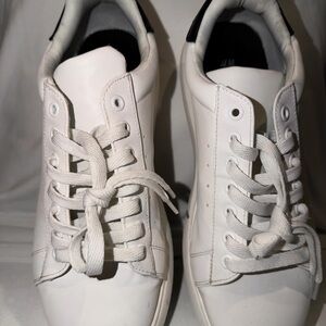 H&M White Mens Size 9 (42) White Shoes